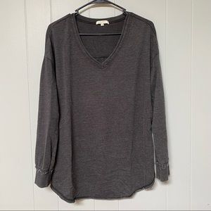 Z Supply Gray Distressed V-Neck Sweatshirt - Small